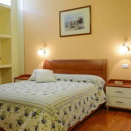 Aparthotel Garuti Village Padenghe sul Garda