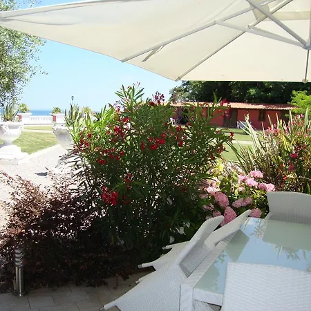 Aparthotel Garuti Village Padenghe sul Garda