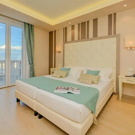 Garuti Village 3*